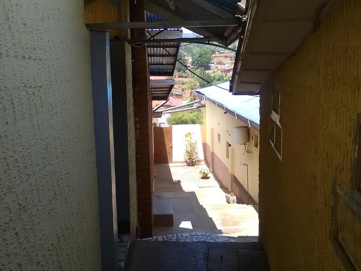 Gloria Motel Cyangugu Εξωτερικό φωτογραφία
